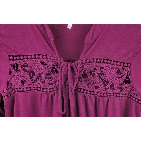 Cato Womens Burgundy 3/4 Bell Sleeve Pullover Blouse Crochet Accent Size Large - Picture 6 of 7